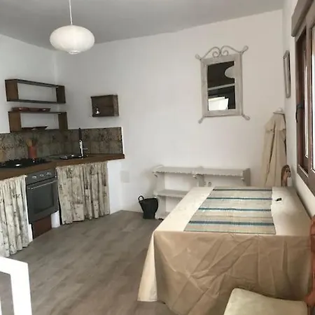 Holiday home Fint Litet Hus I Hjaertat Av Gamla Stan Och Naera Hav