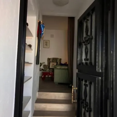 Holiday home Fint Litet Hus I Hjaertat Av Gamla Stan Och Naera Hav