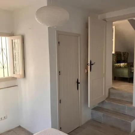 Fint Litet Hus I Hjaertat Av Gamla Stan Och Naera Hav
