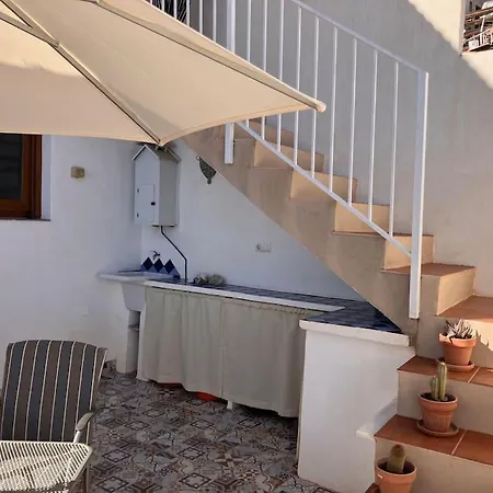 Fint Litet Hus I Hjaertat Av Gamla Stan Och Naera Hav Salobreña